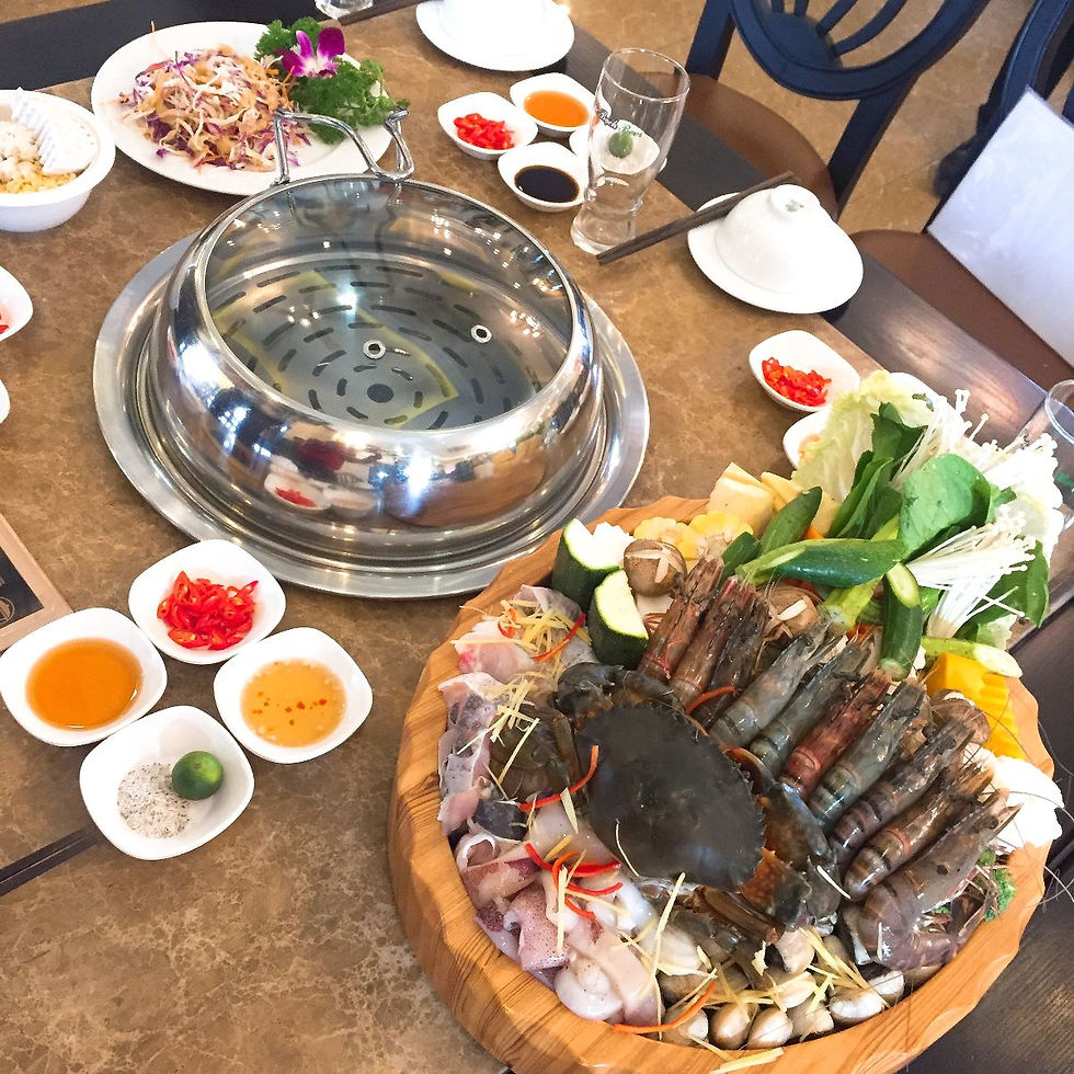 Tìm hiểu các mức công suất phổ biến của nồi lẩu hơi đa năng