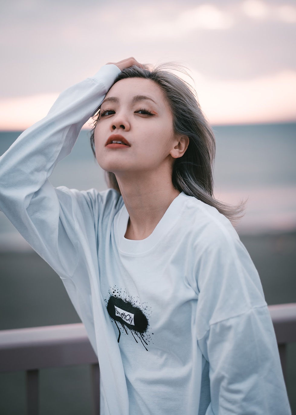 サムネイル： "DRIPPING" OVER SIZE Long TEE.(White)