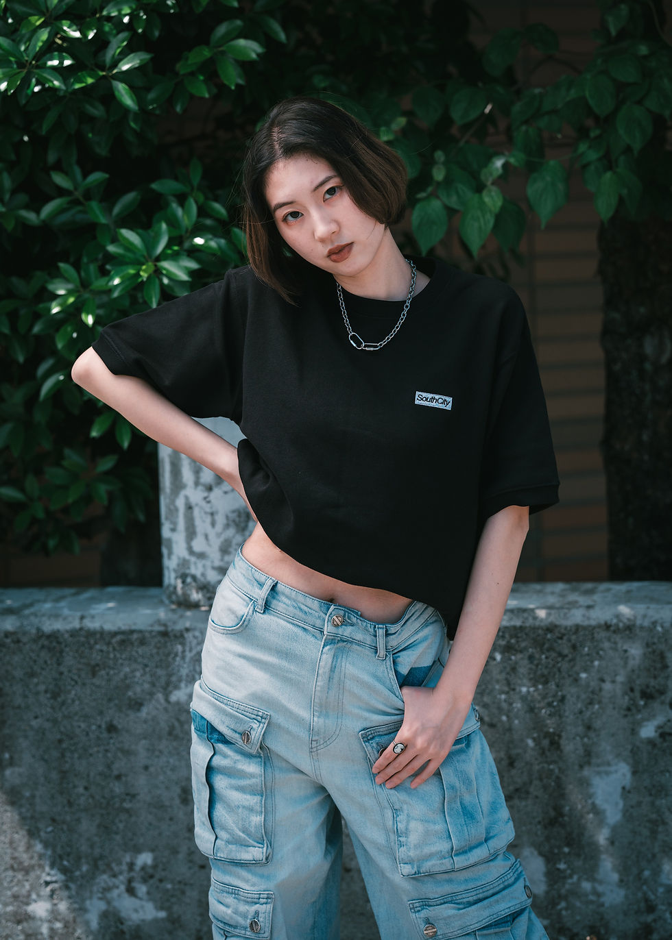 サムネイル： SWEAT TEE.