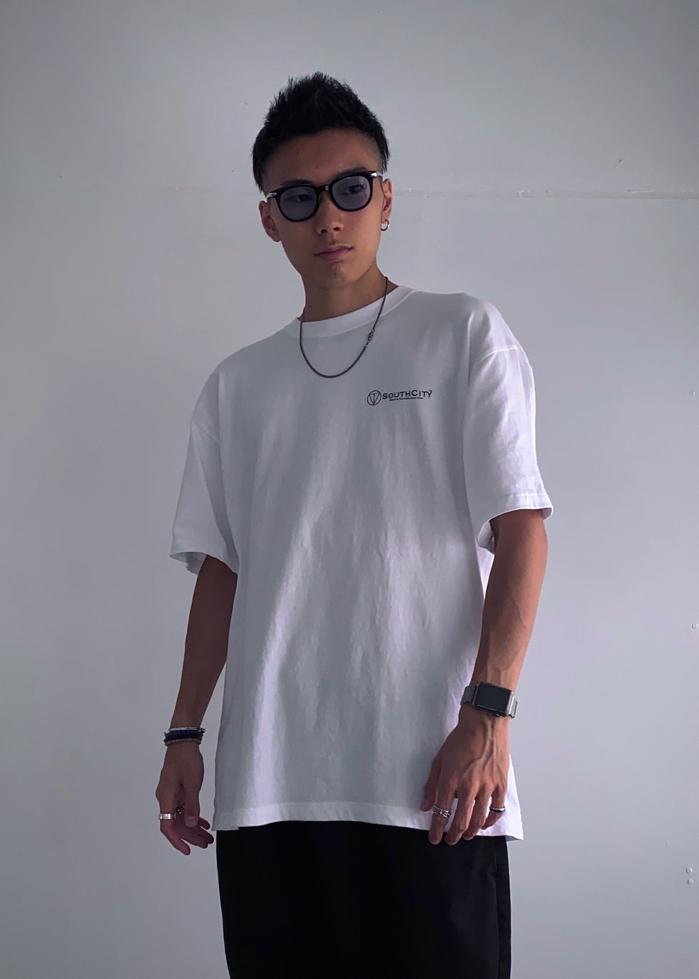 サムネイル： "GRAFFITI" OVER SIZE TEE.(White)