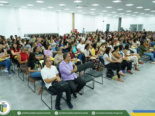 Educadores da rede municipal de Lucas do Rio Verde participam de oficinas para abertura do ano letiv
