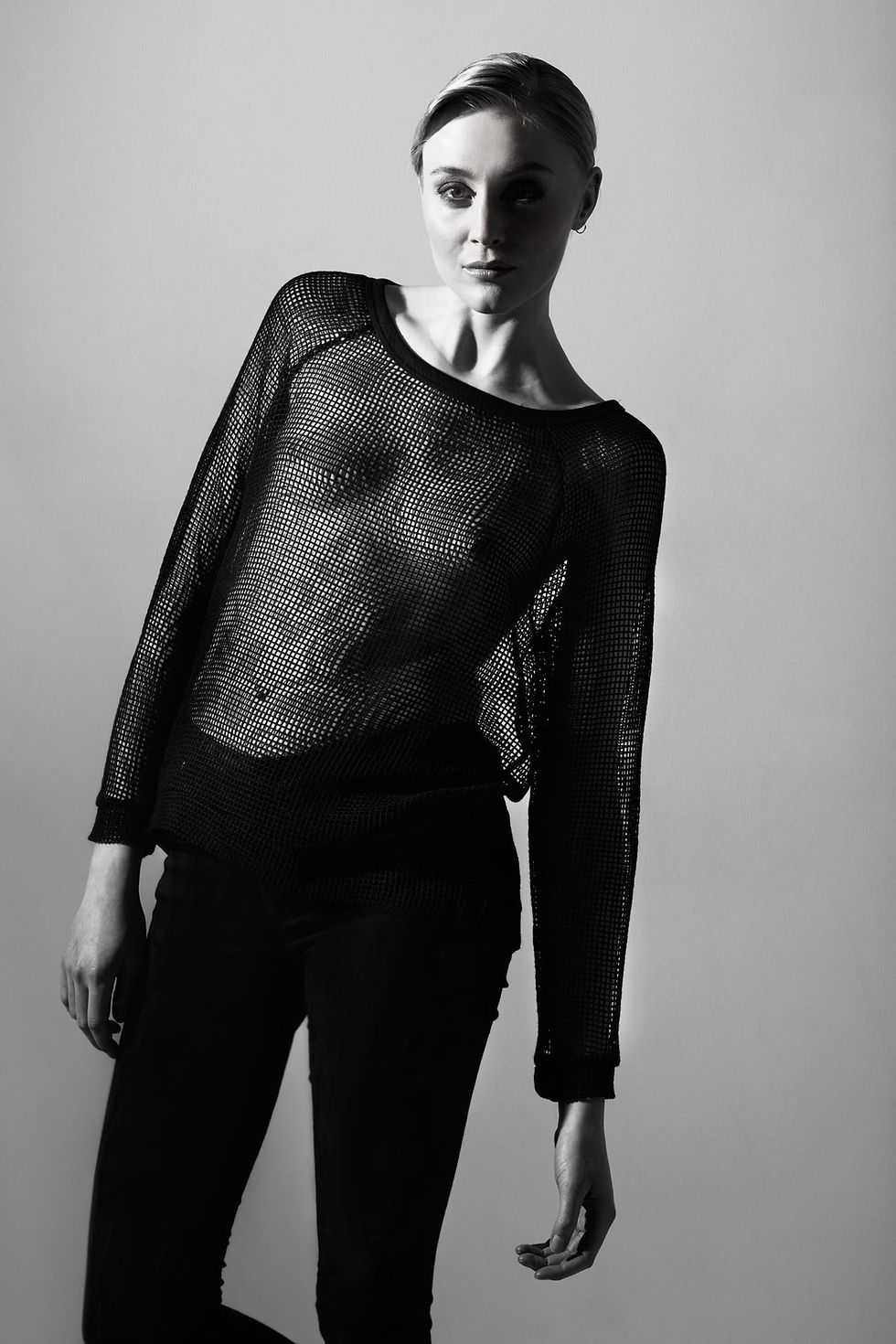 VERA women’s fashion lifestyle image