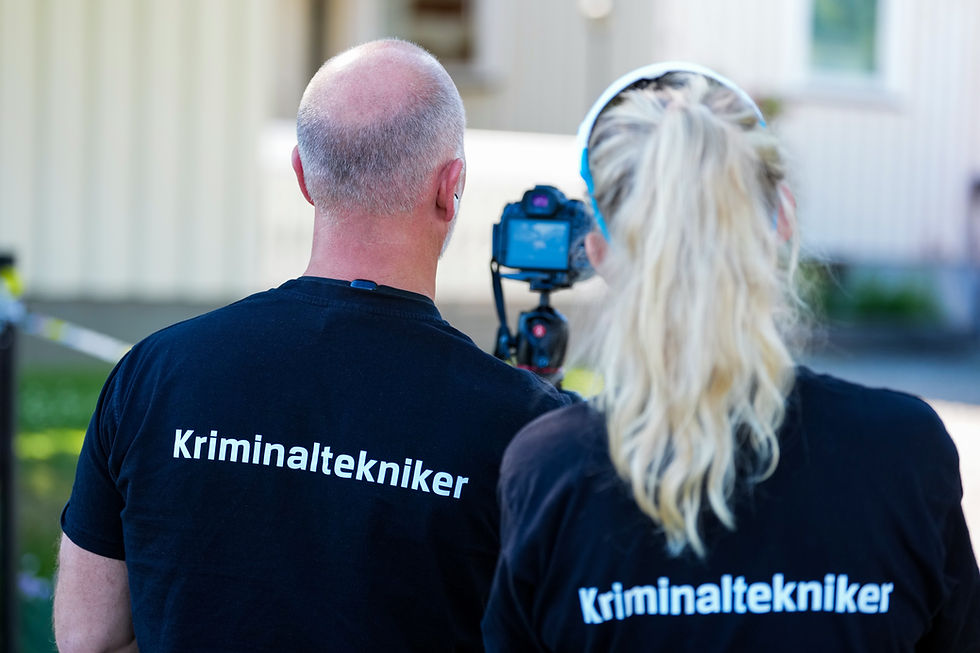 Bildet illustrerer politiets etterforskning av alvorlige kriminalsaker og er ikke fra en av de omtalte hendelsene.