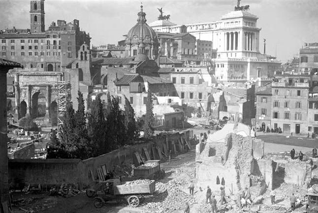 Строительство Via dei Fori Imperiali