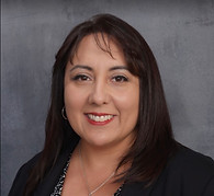 Lisa Huron headshot.jpg