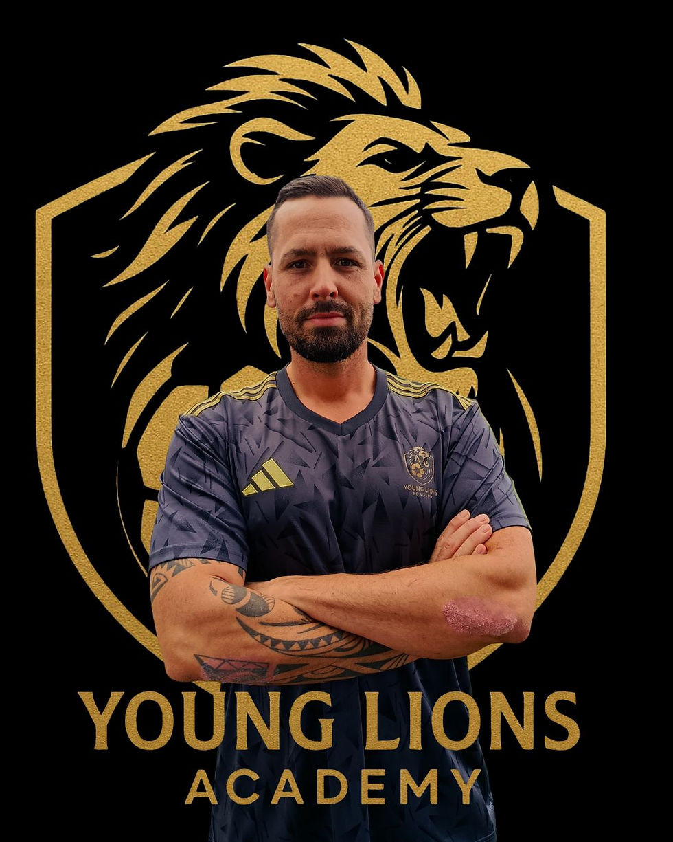 YLA Coach Hatop.jpg