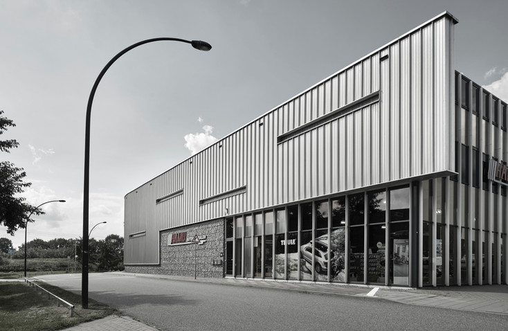 Bedrijfsgebouw