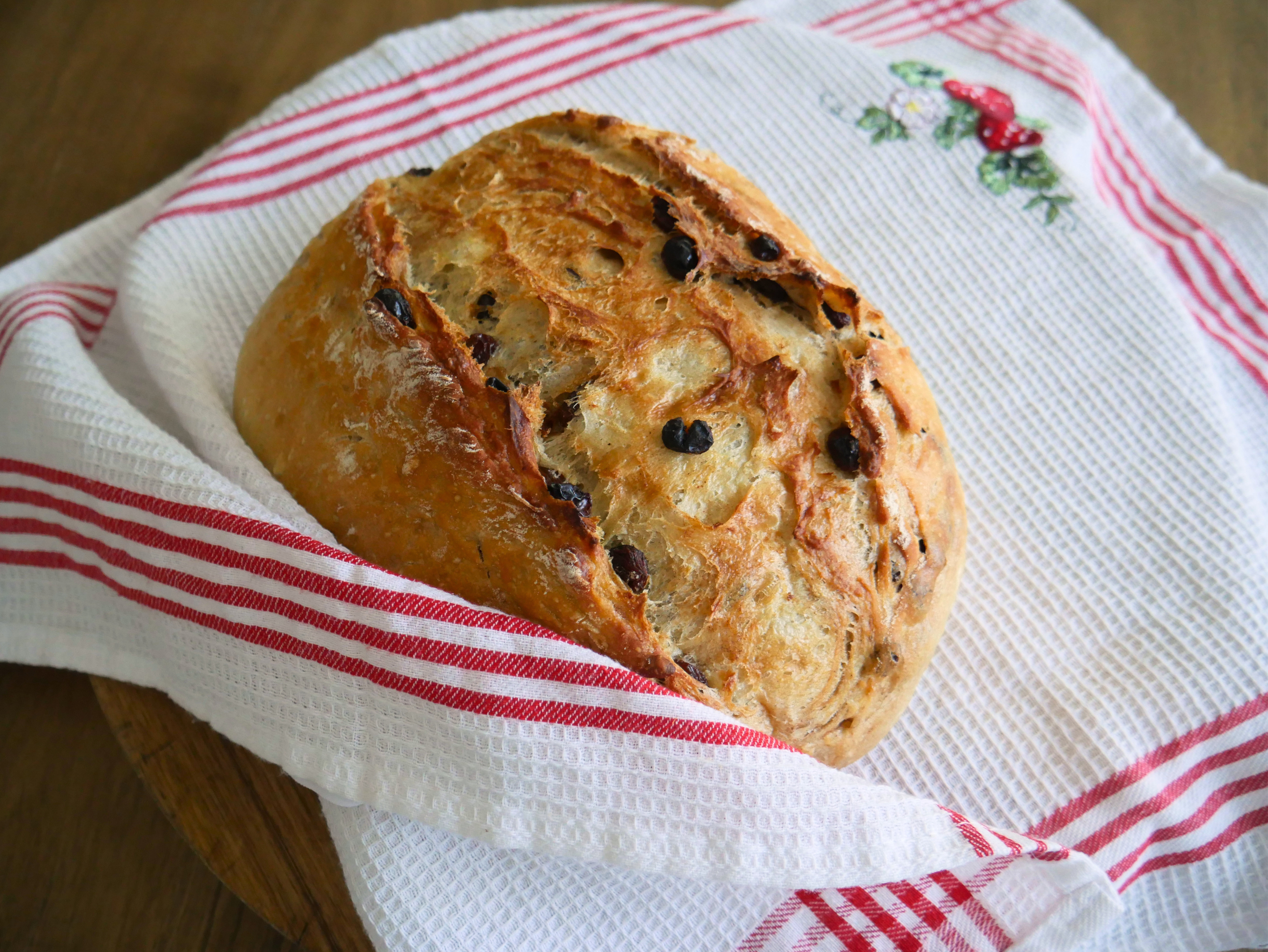 Cinnamon Raison  Artisan Bread