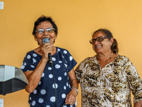 Confraternização do Centro do Idoso Andrelino da Silva e do Km 26 no clube do Sinteac.
