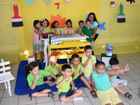 Pré-Escola Municipal, Vitória Salvatierra César, realizou o encerramento do ano letivo com alunos