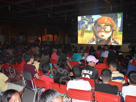 Escola de Brasiléia proporciona entretenimento e cultura à comunidade