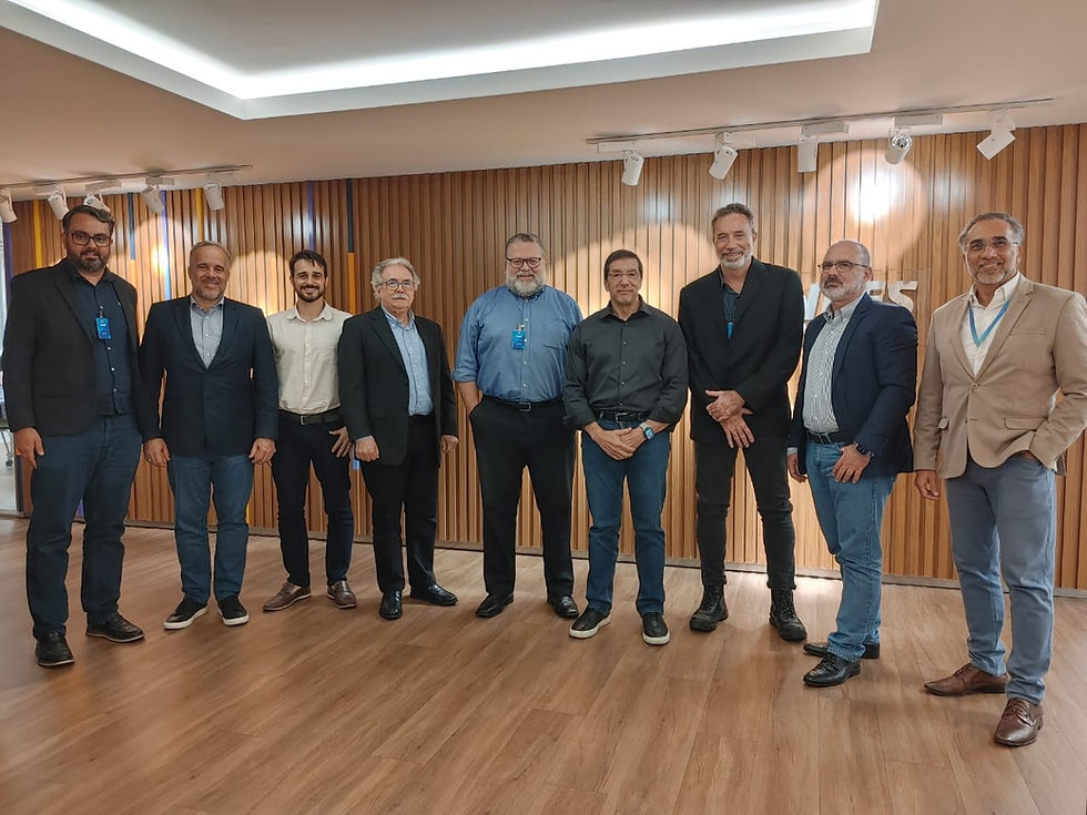 CDMEC e FINDES fortalecem parceria estratégica para inovação industrial no Espírito Santo