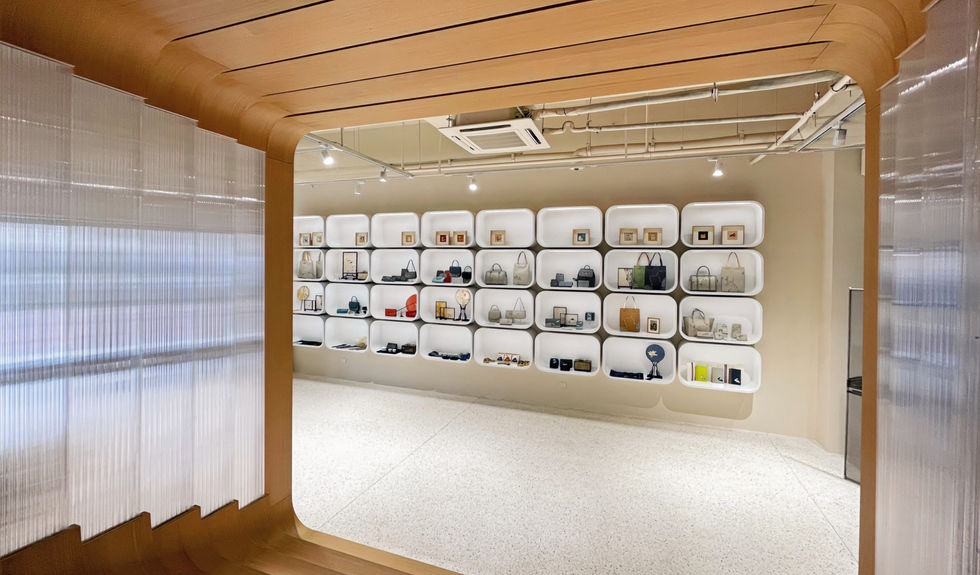 Silk Weaving Retail, Tshen Shue, Im4Design