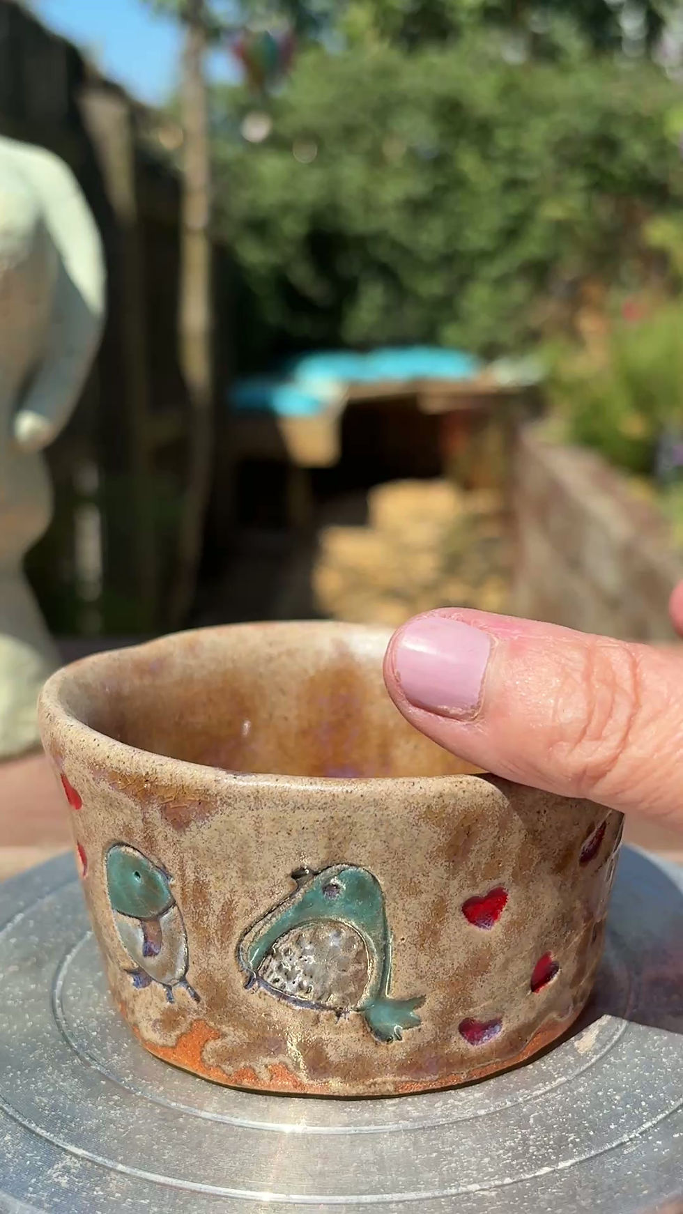 Thumbnail: Small Bird Bowl