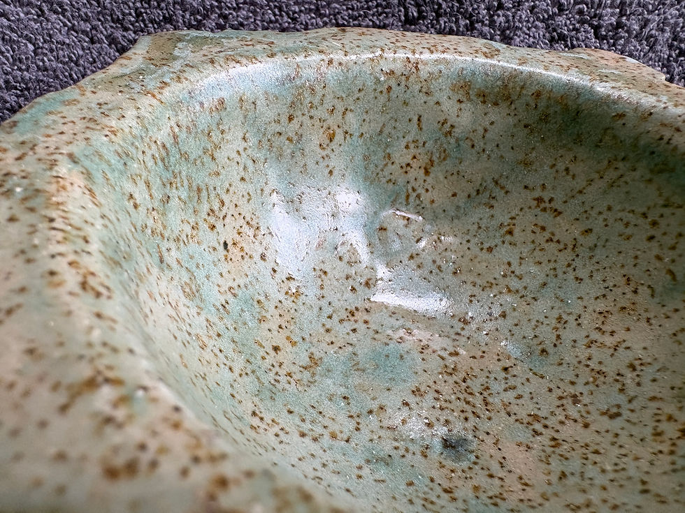Thumbnail: Small Coral Bowl
