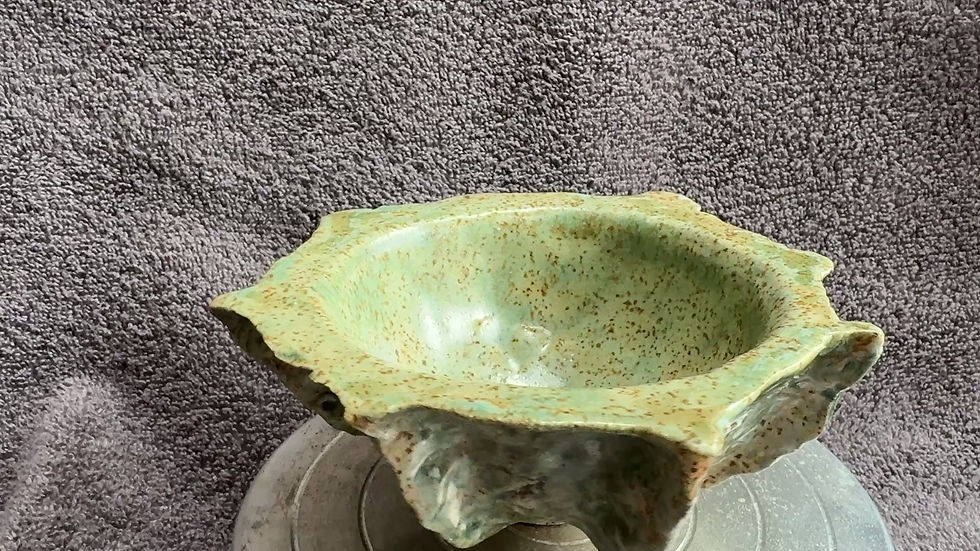 Thumbnail: Small Coral Bowl