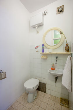 Apartment Split - Etien (27).jpg