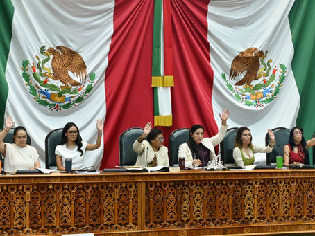 Regula Congreso uso de celulares en escuelas de nivel básico