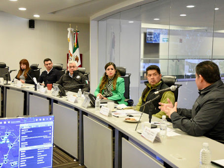 SE REÚNEN SECRETARIO DE SEGURIDAD Y SECRETARIA DE DESARROLLO ECONÓMICO CON INTEGRANTES DE CENTRALES DE ABASTO Y DE CANACO