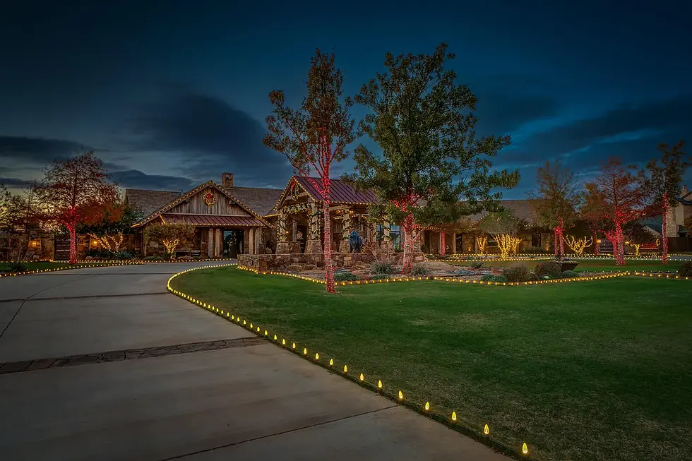 HOUSE GARY CAIN CHRISTMS.webp