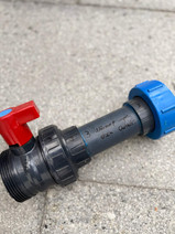 Beschriftetes Leitungsstück.