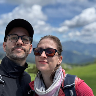 Hubby und ich mit traumhaftem Ausblick