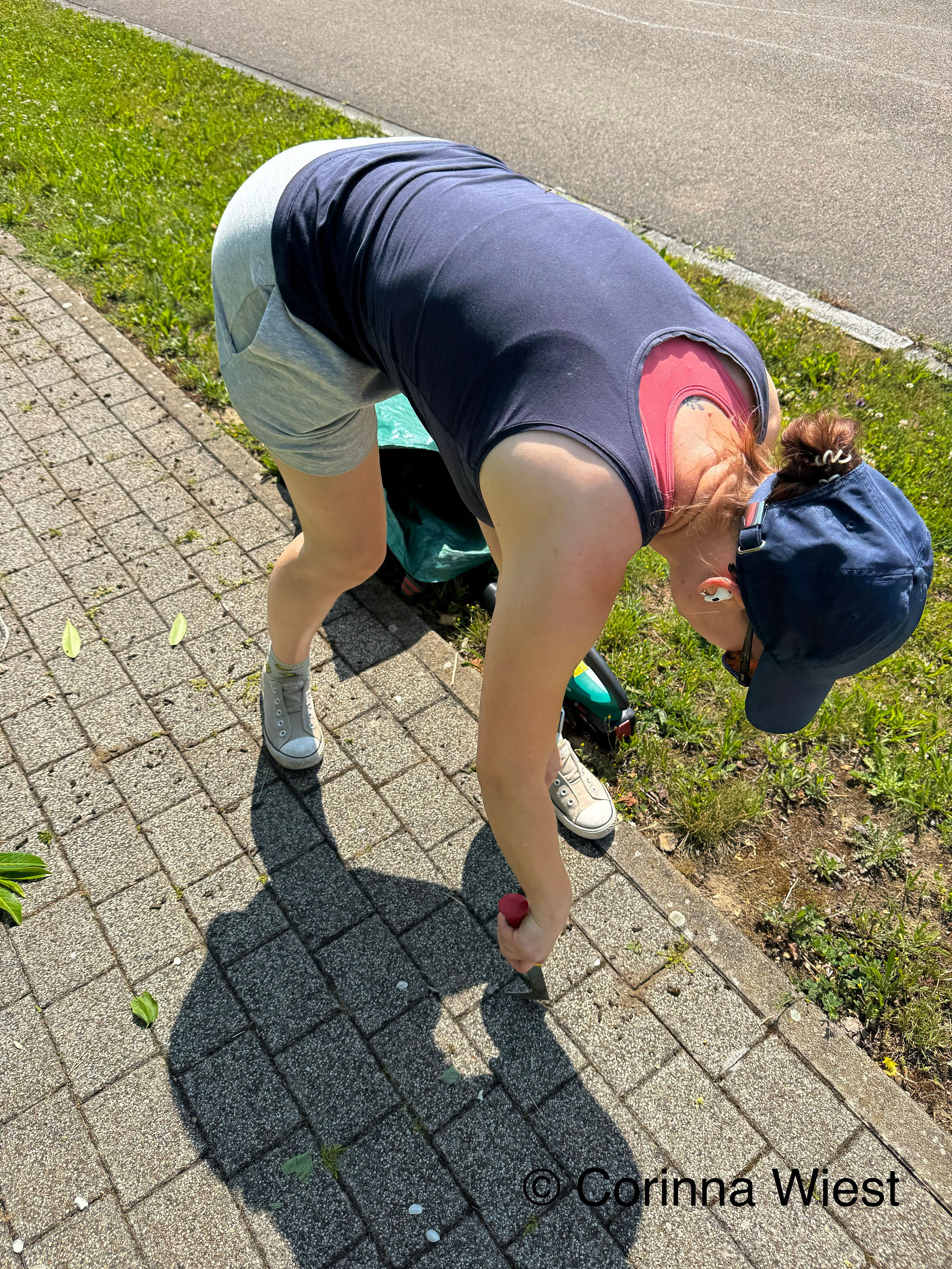Gehweg sauber machen :-D