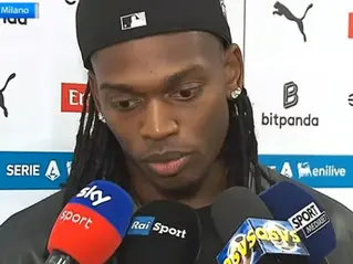 Leao, l'addio al Milan è ufficiale: "L'amore per questa squadra non finirà mai"