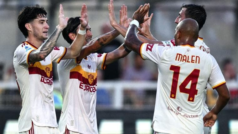 Serie A, Roma travolgente a Lecce: 4-0. L’Atalanta piega il Bologna al 96’