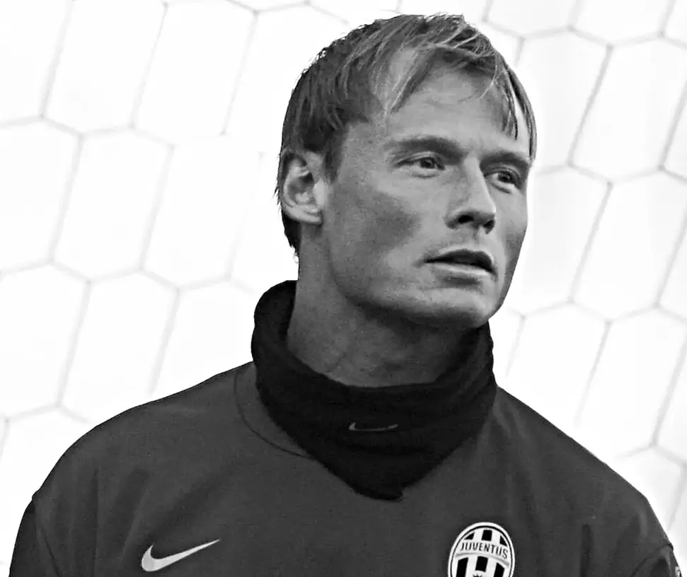 Lutto nel calcio - Alex Manninger morto in un incidente nei pressi di Salisburgo