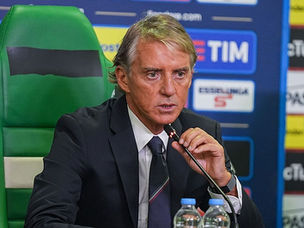 Italia, Mancini cambia ancora: nove azzurri restano a Coverciano per la sfida alla Francia