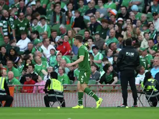 Irlanda-Austria, proteste pro Palestina: palline in campo e invasione durante la partita