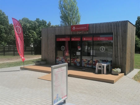 Az ópusztaszeri Tourinform iroda kibővült szolgáltatásokkal várja az erre járókat!