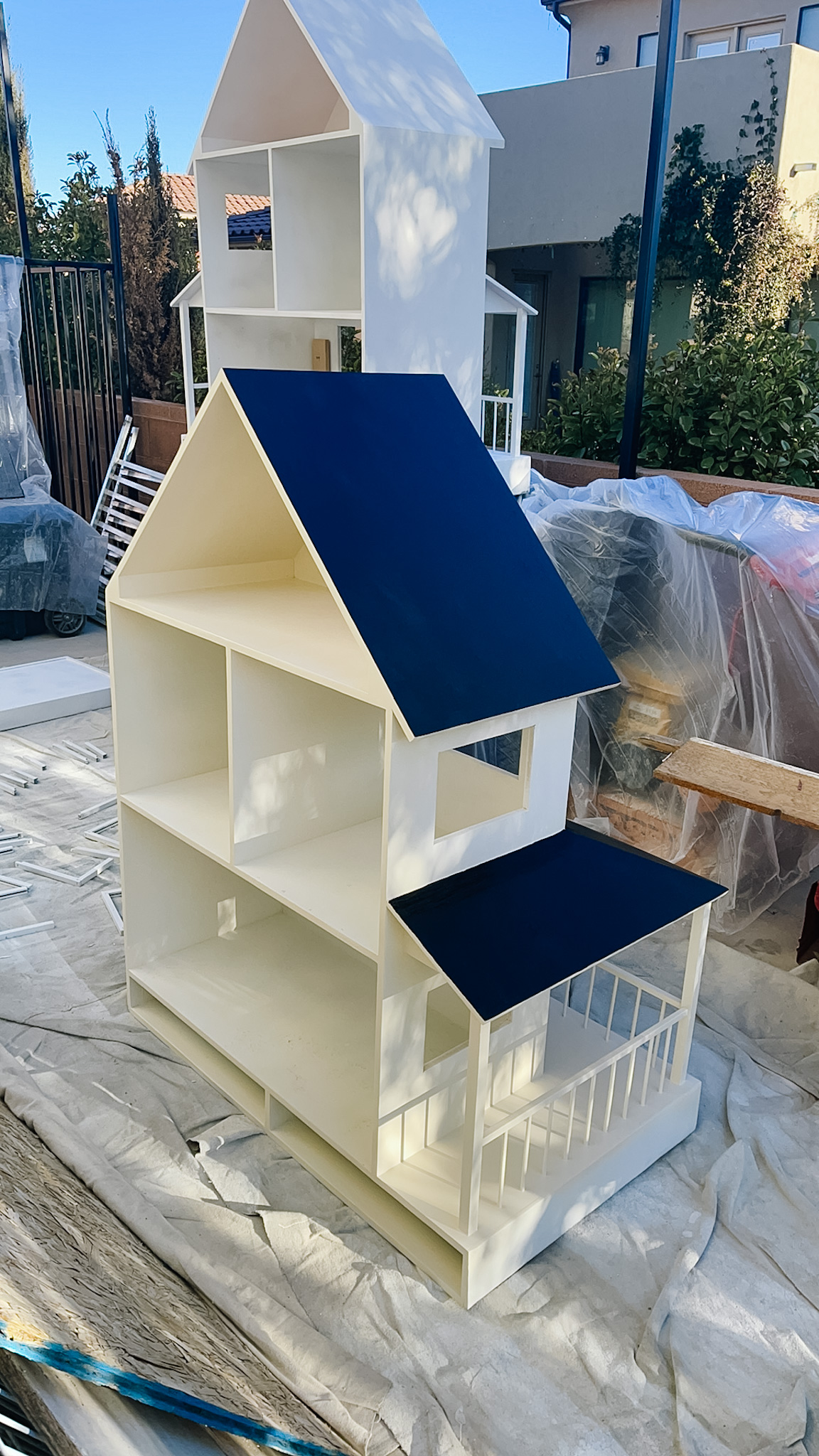 A Dollhouse For Our Maileg: Part 2 - Exterior Paint and Roofing – photo 1