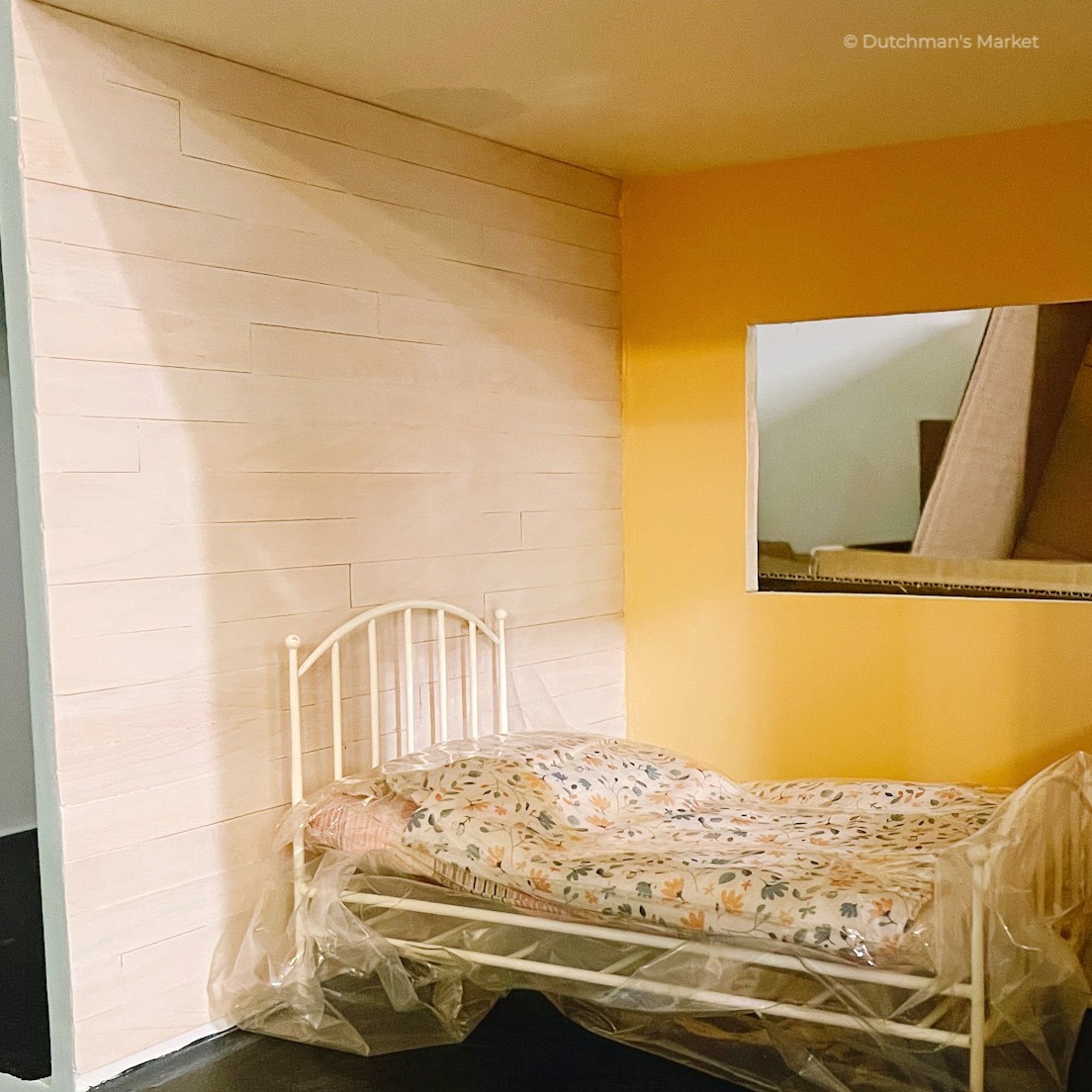 A Dollhouse For Our Maileg: Part 3 - Interior Paint and Flooring – photo 20