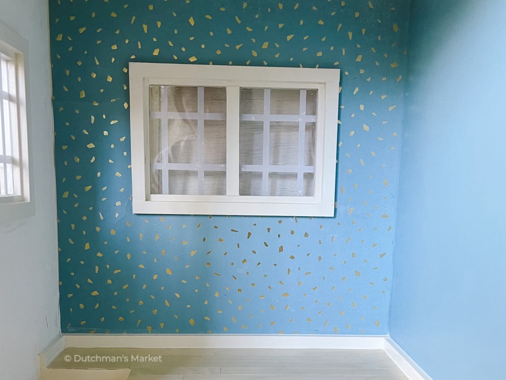 A Dollhouse For Our Maileg: Part 3 - Interior Paint and Flooring – photo 3