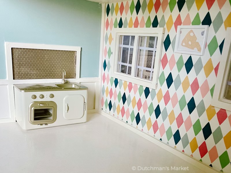 A Dollhouse For Our Maileg: Part 3 - Interior Paint and Flooring – photo 9