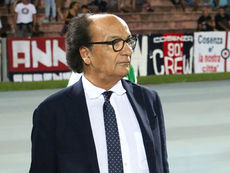 Cosenza Calcio, ore decisive per il futuro: tra iscrizione al campionato e incertezze sulla cessione