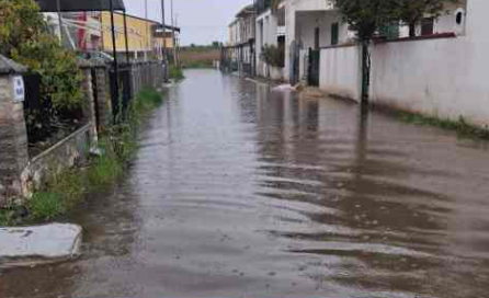 Corigliano Rossano, protesta a Contrada Salice: «Da 40 anni nell’abbandono, servono interventi subito»