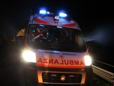 Tragedia nella notte: investita e uccisa una giovane donna, caccia al pirata della strada