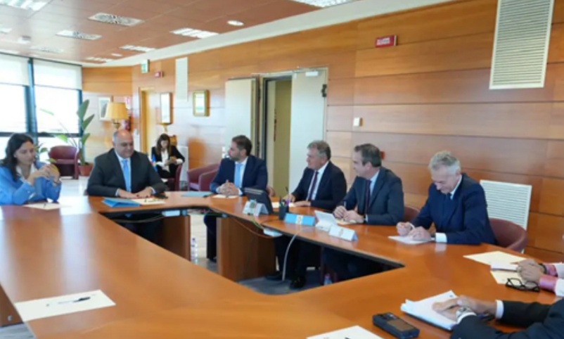 Regione Calabria, via libera a sei misure strategiche: fondi per lavoro, turismo, scuola, ricerca e welfare