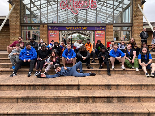 Group picture from Summer Schemes day at M&D's