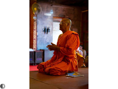 SRI LANKA: Mob Beats Church Planters for Sharing the Gospel