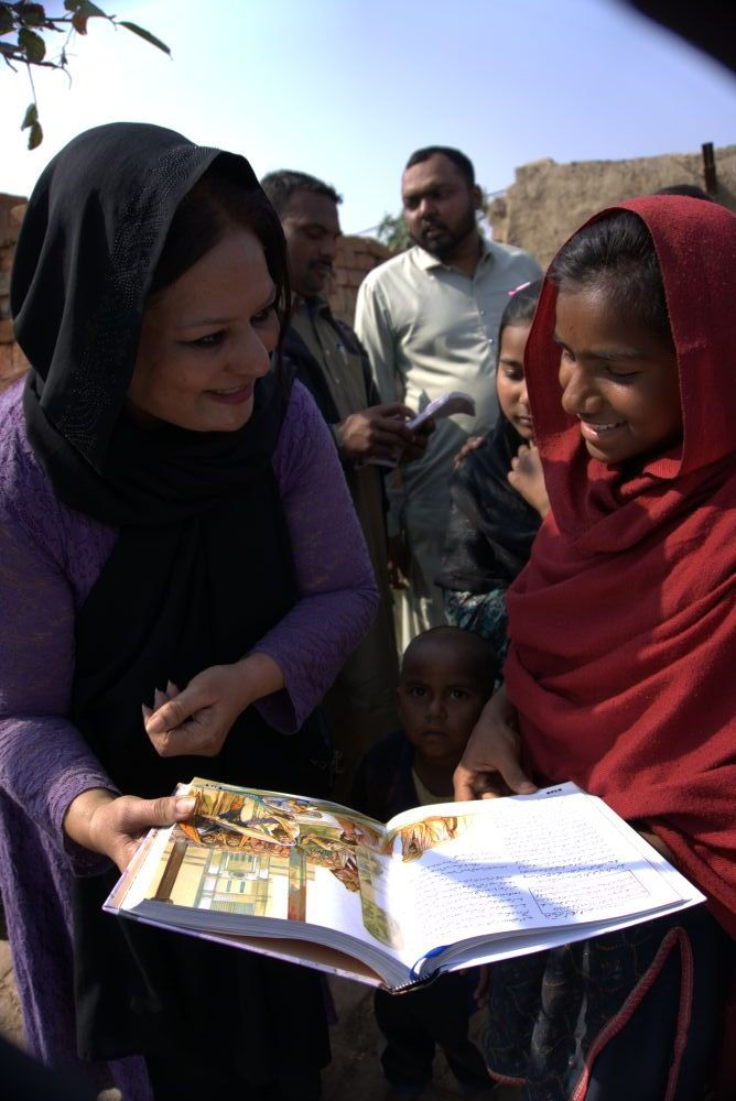 PAKISTAN: Bibles Being Distributed Despite Opposition
