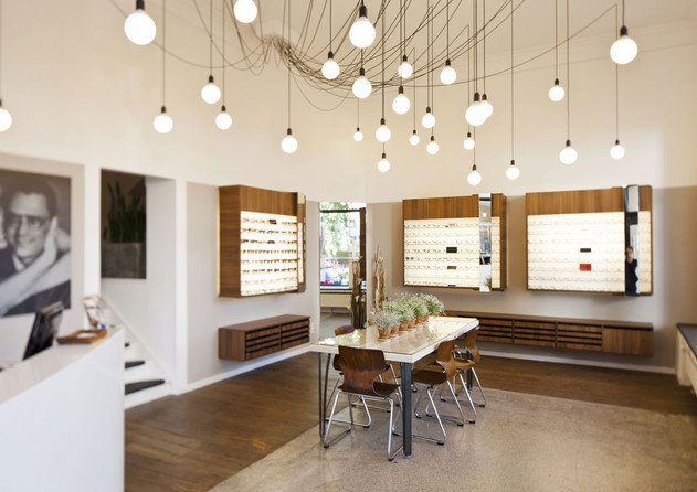 Eyes + More - Optiker Bonn Impressionen | Sehrausch Optiker & Brillenfachgeschäft Bonn