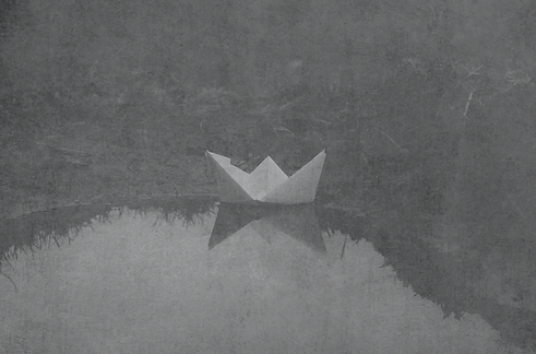 Grenzen setzen, depressive Episode, Abhängigkeit von anderen, Papierboot,therapeutisches Boxen, Dena Moncef, Praxis für Coaching und Psychotherapie in Köln, TeCuras