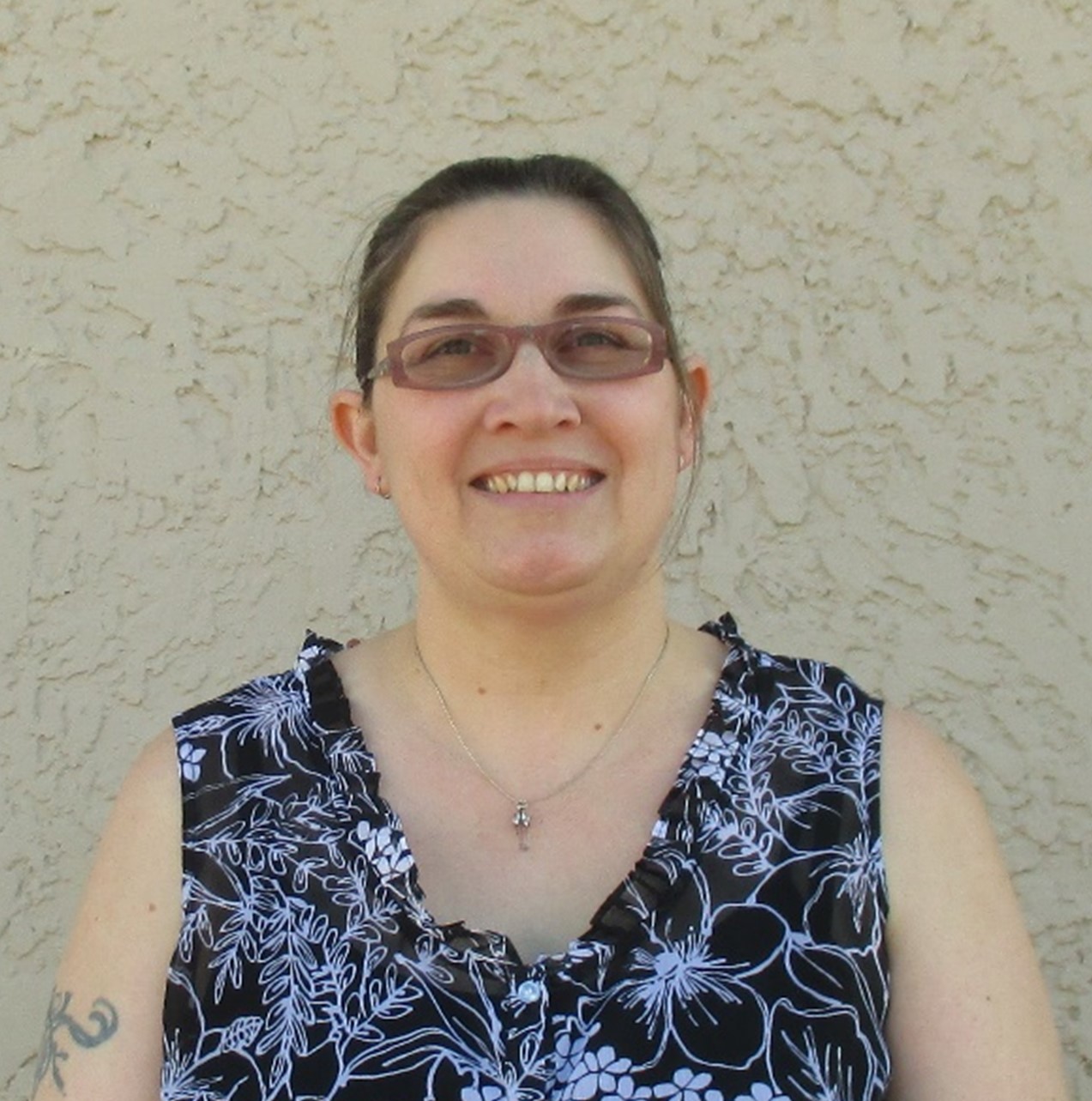 Headshot of Certified Pharmacy Technician, Robin Tapia