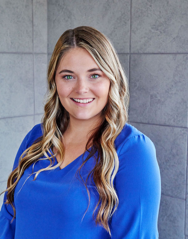 Megan Howell Headshot