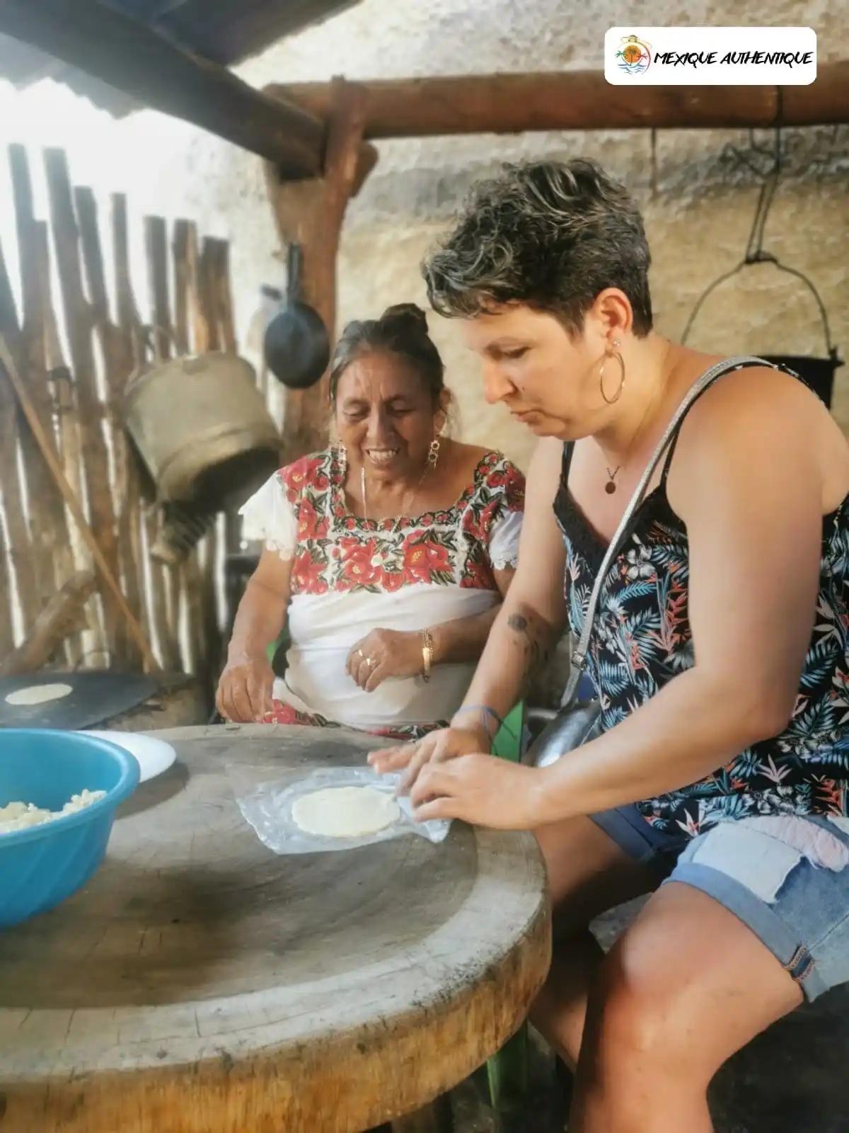 Atelier de Tortilla avec une famille maya de coopรฉrative de Hamac