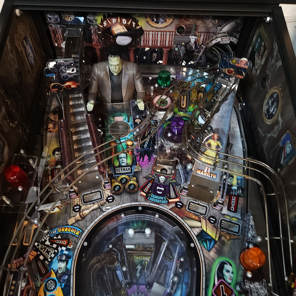 Thumbnail: Munsters Limited Edition  pinballl machine